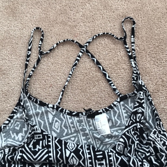 H&M Patterned Black And White Romper - Picture 2 of 3